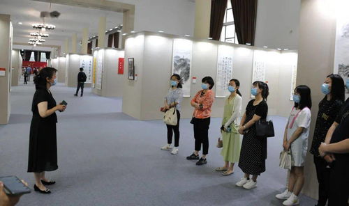 永远跟党走 中国社会福利与养老服务协会党支部参观中央和国家机关庆祝中国共产党成立100周年书画摄影展